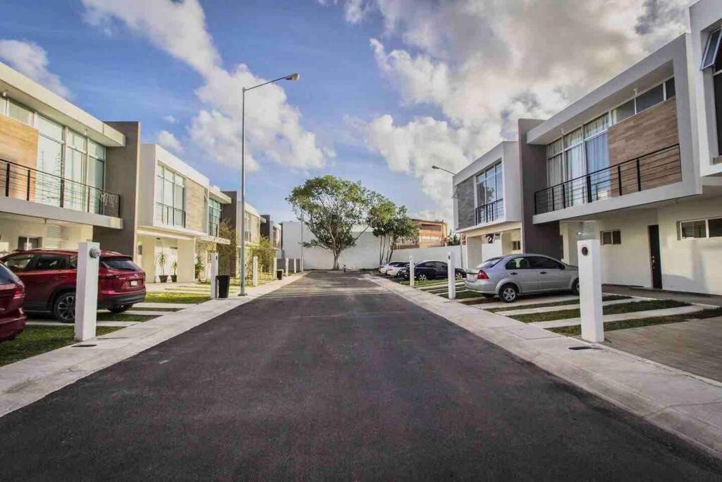 Altus Homes By Andiani Travel Κανκούν Εξωτερικό φωτογραφία